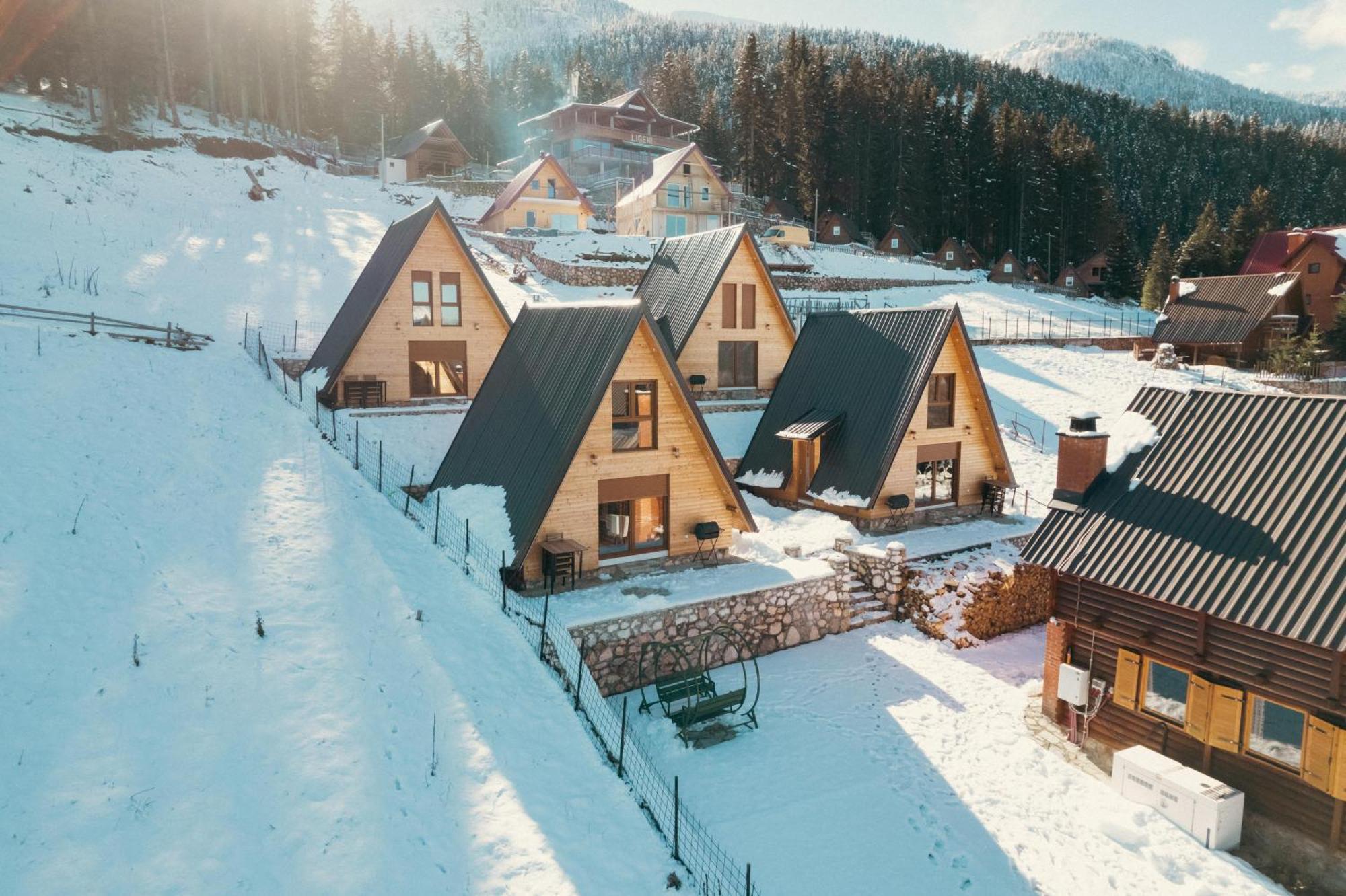 Villa Route Rugove Peje Exterior photo